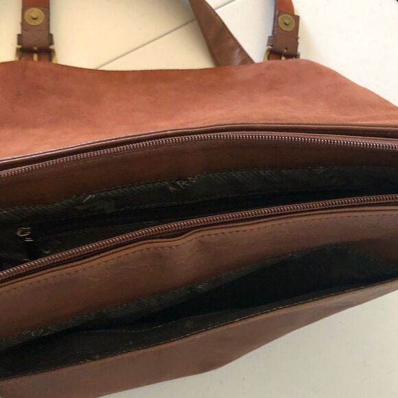 ARMANI JOTUN Leather Bag - Picture 8 of 12